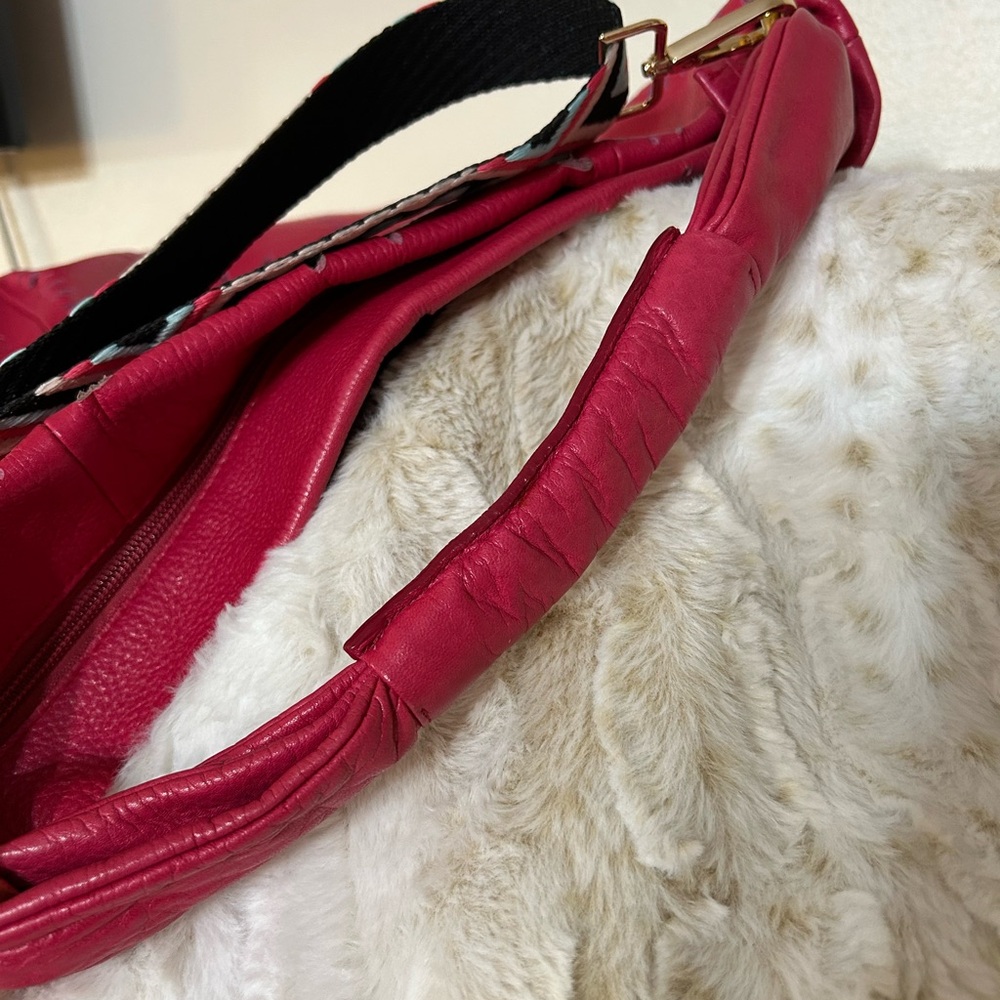EUC Furla Laser Cut Leather Fuchsia Hobo Bag with unbranded guitar strap - Picture 7 of 8